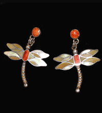 Load image into Gallery viewer, Gold Peruvian Dragonfly Earrings - Vermilion Spiny OysterGold Shell - Urin Huanca