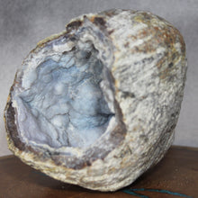 Load image into Gallery viewer, Green Fluorescense rich Blue Deep Chamber Dugway Geode