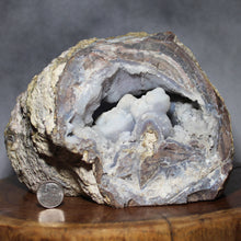 Load image into Gallery viewer, Rich Blue Dugway Geode - See Through Chamber