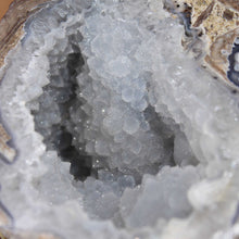 Load image into Gallery viewer, light Blue Dugway Geode w/ Deep Chasm
