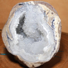 Load image into Gallery viewer, light Blue Dugway Geode w/ Deep Chasm