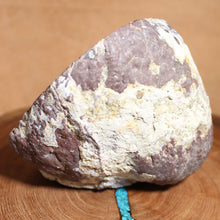 Load image into Gallery viewer, light Blue Dugway Geode w/ Deep Chasm