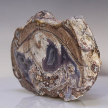 Load image into Gallery viewer, Side view