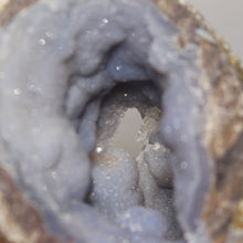 Load image into Gallery viewer, Soft Deep Blue Chamber Dugway Geode - Double Openings