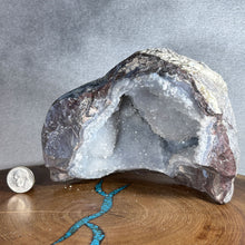 Load image into Gallery viewer, Rich Blue Dugway Geode - Bowl Chamber