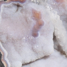 Load image into Gallery viewer, Lavender Dugway Geode Half Green Fluorescence