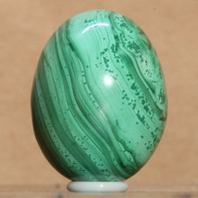 Load image into Gallery viewer, side view