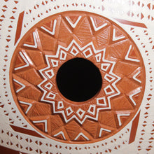 Load image into Gallery viewer, Mata Ortiz Pottery - Burnt Brown & White Lace - Low Profile
