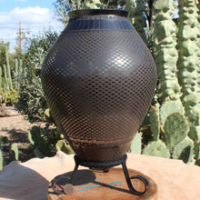 Load image into Gallery viewer, Señor Benjamin Sota - Tall Black Pottery - Mata Ortiz Tradition