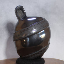 Load image into Gallery viewer, Señor Eli Ortiz - Rattlesnake Pottery - Mata Ortiz Original