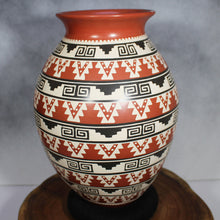Load image into Gallery viewer, Mata Ortiz Pottery - Artist Señor Enrique Ortiz - Traditional Designs