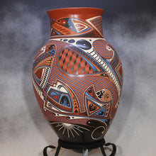 Load image into Gallery viewer, Earthen Red Wonder Mata Ortiz Pottery