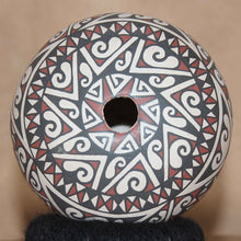 Load image into Gallery viewer, Señor Gerardo Mora Teña - Petite Folk Art - Mata Ortiz Mexican