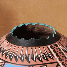 Load image into Gallery viewer, Señor & Señora Valero - Vase of Dreams - Mata Ortiz Pottery