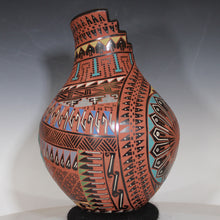 Load image into Gallery viewer, Side view of mata ortiz pottery
