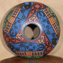 Load image into Gallery viewer, Mata Ortiz Pottery - Señor Oscar G. Quezada - Southwest Low Profile