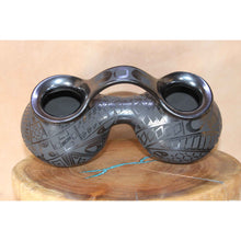 Load image into Gallery viewer, Oscar Quezada Jr. -Coupled Pair - Mata Ortiz Pottery