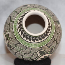 Load image into Gallery viewer, Top of Mata Ortiz Pottery 8 tortoises