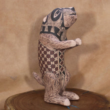 Load image into Gallery viewer, Señor Tomas Quintana - Begging Otter -  Mata Ortiz Sculpture