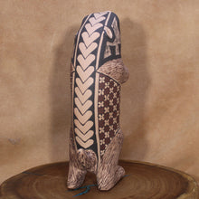 Load image into Gallery viewer, Señor Tomas Quintana - Begging Otter -  Mata Ortiz Sculpture