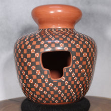 Load image into Gallery viewer, Mata Ortiz Pottery - Checkerboard Pattern - Señor Yoly Ledezma