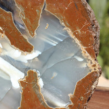 Load image into Gallery viewer, Oregon Thunderegg - Double Nodule Blue Striations