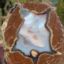 Load image into Gallery viewer, Oregon Thunderegg - Fractal Window Blue Striations