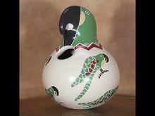 Load and play video in Gallery viewer, Señor Vidal Corona - Macaw y Amigos - Mata Ortiz Figure