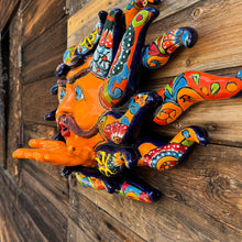 Load image into Gallery viewer, Señor Garardo Garcia - Signed 'Breath of Life' - Talavera Mexican Folk Art