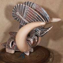 Load image into Gallery viewer, side view Mata Ortiz Cultural Folk Art