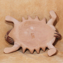 Load image into Gallery viewer, Horned Lizard Clay Sculpture - Mata Ortiz Cultural Folk Art - Señor Tomas Quintana