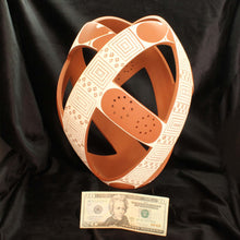 Load image into Gallery viewer, Señor Saul Silbeira - Open Concept Gallery Piece - Mexican Mata Ortiz Pottery