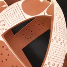 Load image into Gallery viewer, Señor Saul Silbeira - Open Concept Gallery Piece - Mexican Mata Ortiz Pottery