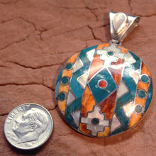 Load image into Gallery viewer, Peruvian Shield Pendant - Urin Huanca.