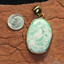 Load image into Gallery viewer, Size comparison with dime
