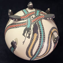 Load image into Gallery viewer, Efren Ledezma Mexican Mata Ortiz Pottery
