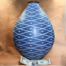 Load image into Gallery viewer, Señor Ernesto Ramirez Silva - Mata Ortiz Mexican Pottery - Large Blue Olla