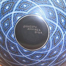 Load image into Gallery viewer, Señor Ernesto Ramirez Silva - Mata Ortiz Mexican Pottery - Large Blue Olla