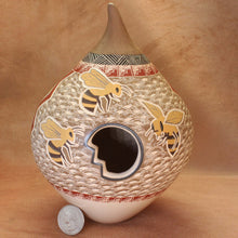 Load image into Gallery viewer, Mata Ortiz Beehive Pottery - Ms. Janet Pedregon - Mata Ortiz