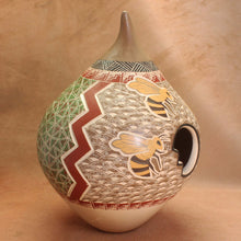 Load image into Gallery viewer, Mata Ortiz Beehive Pottery - Ms. Janet Pedregon - Mata Ortiz