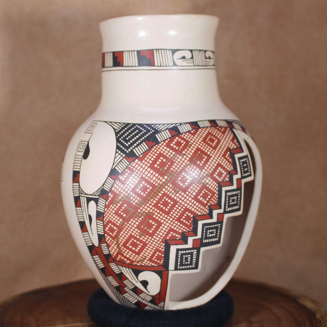 Señor Che Pedregon - Open Window Creation - Mexican Mata Ortiz Pottery