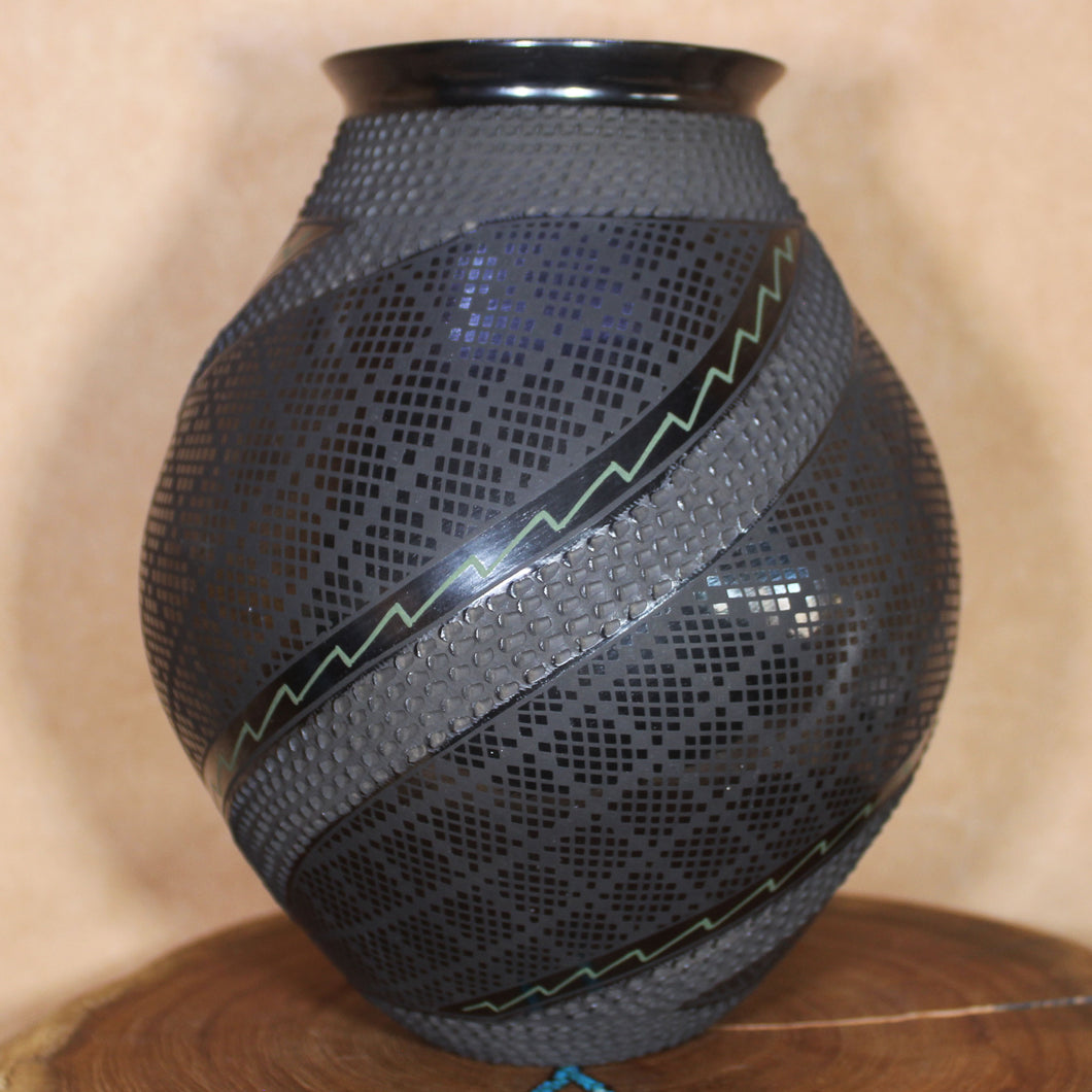 Señor Israel Sandoval - Large Black Corrugated - Mata Ortiz Pottery