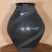 Load image into Gallery viewer, Señor Israel Sandoval - Large Black Corrugated - Mata Ortiz Pottery
