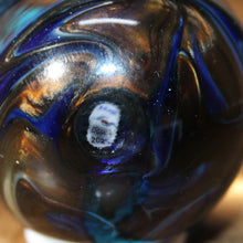 Load image into Gallery viewer, Borosilicate Glass Marble - Kevin O&#39;Grady - Pink &amp; Metallic Blue
