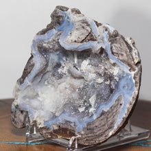 Load image into Gallery viewer, Blue &amp; Brown Dugway Geode Prominent Crystals
