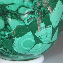 Load image into Gallery viewer, Malachite Crystal Egg - Intense Variations
