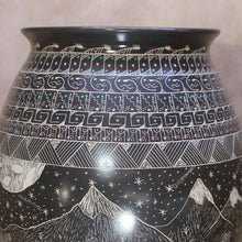 Load image into Gallery viewer, Señor Antonio More - Large Celestial Wonders - Mata Ortiz Pottery
