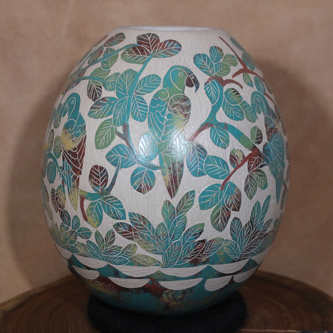 Mata Ortiz Pottery - Ms. Armida Corona - Parrots & Blended Glaze