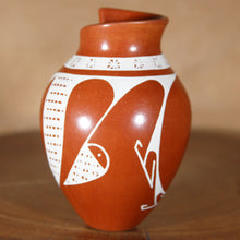 Load image into Gallery viewer, Ms. Avelina Corona - White Lace Glaze on Brown - Mata Ortiz Pottery
