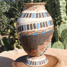 Load image into Gallery viewer, Ms. Berenice Cota - New Generation Artist - Mata Ortiz Pottery w/ Matching Stand
